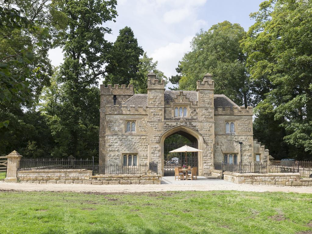 Castle Gatehouse Villa Winchcombe Exterior photo